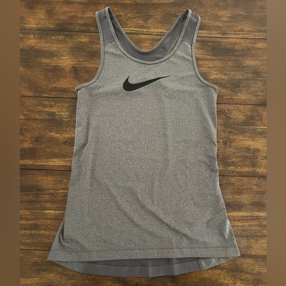 Nike‎ Dri-FIT Women's Gray Tank Top Size S